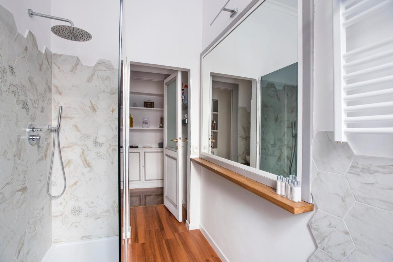 Near Trevi Fountain Apartment Rome