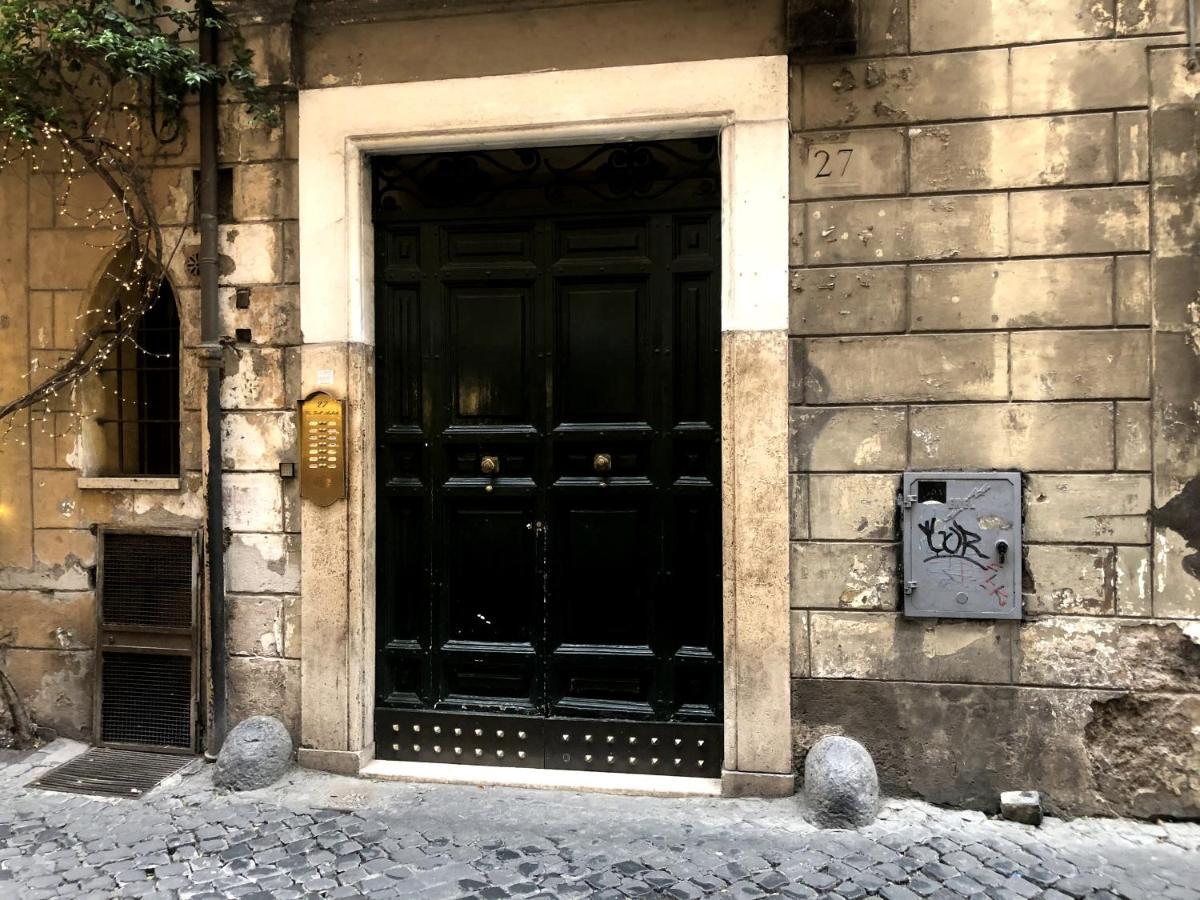 Apartment Near Trevi Fountain Rome